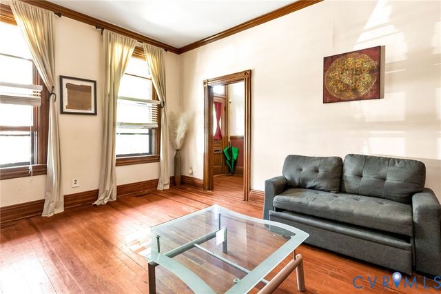 2819 E Broad St, Richmond, VA 23223