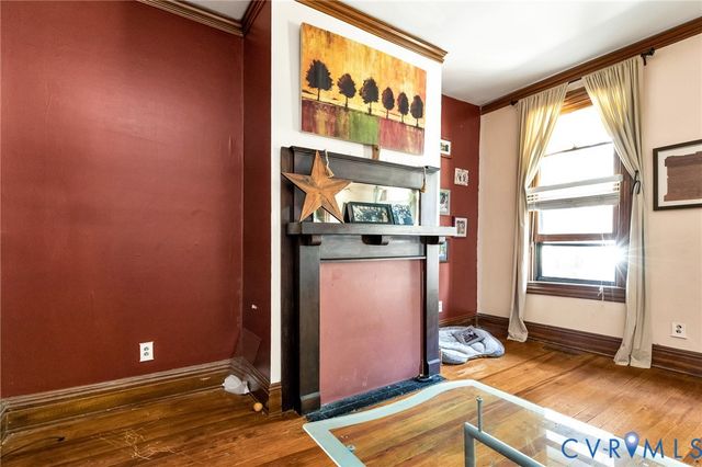 2819 E Broad St, Richmond, VA 23223