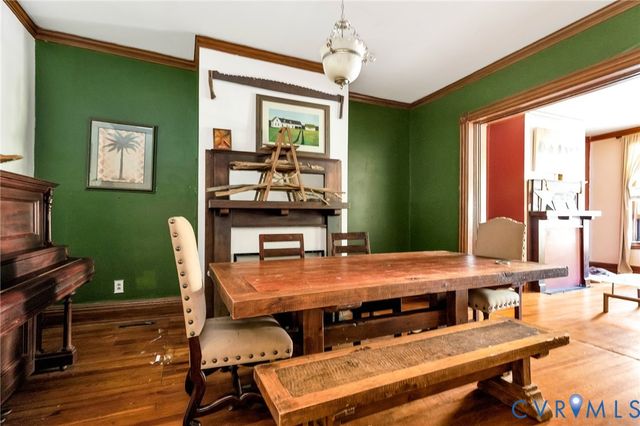 2819 E Broad St, Richmond, VA 23223