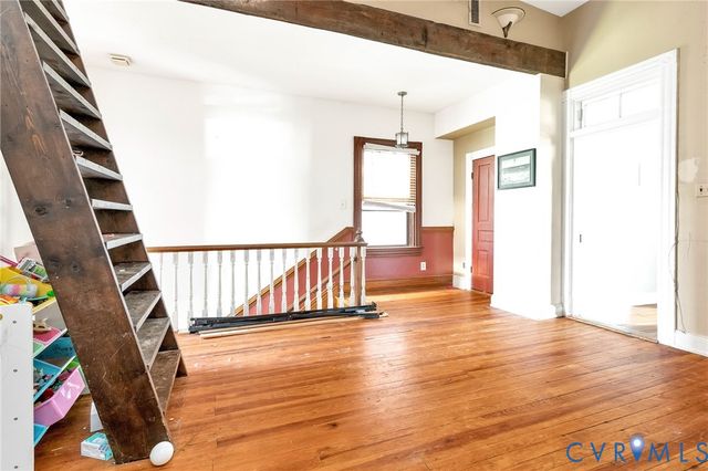 2819 E Broad St, Richmond, VA 23223
