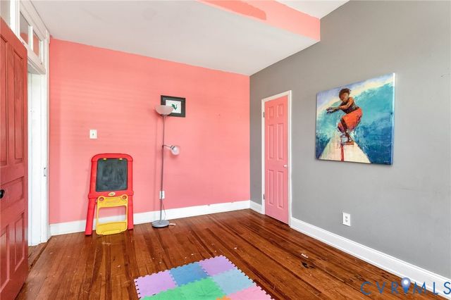 2819 E Broad St, Richmond, VA 23223