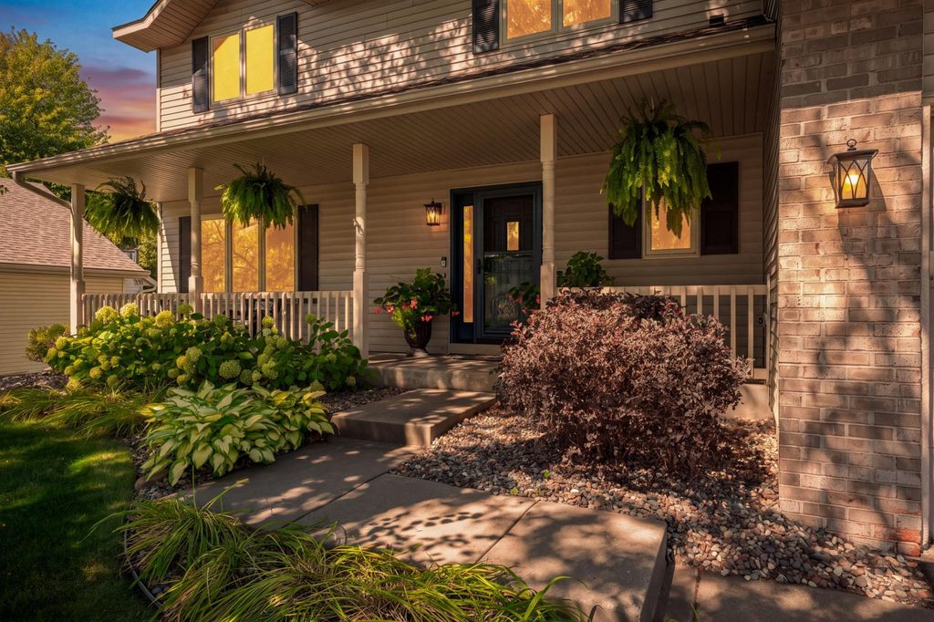 14105 Forest Lane, Apple Valley, MN 55124 — exterior