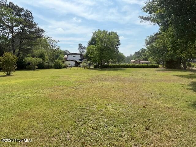 170 Loop Road, Burgaw, NC 28425