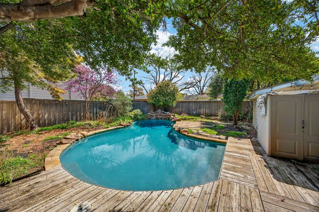 9846 Crestwick Drive, Dallas, TX 75238