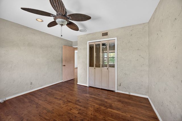 9846 Crestwick Drive, Dallas, TX 75238