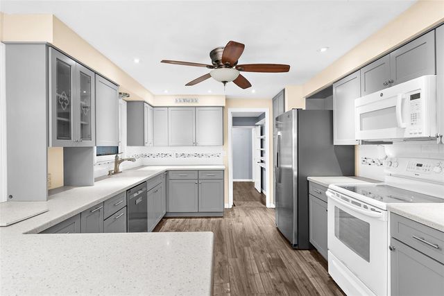 3403 66TH STREET COURT W, Bradenton, FL 34209