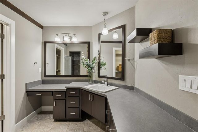 17605 Black Hawk Drive, Edmond, OK 73012