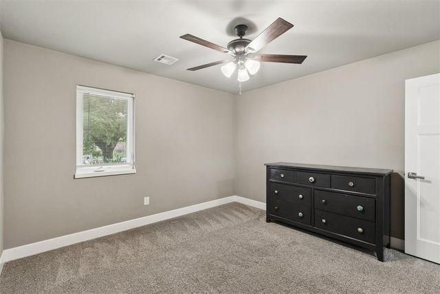 17605 Black Hawk Drive, Edmond, OK 73012