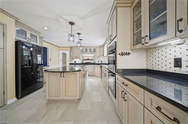 1248 Alanton DR, Virginia Beach, VA 23454