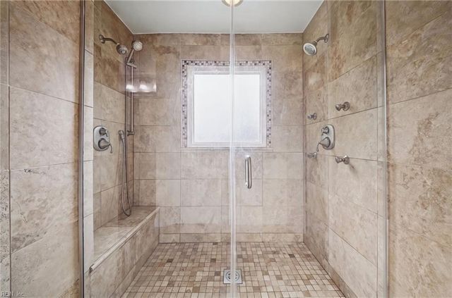 1248 Alanton DR, Virginia Beach, VA 23454
