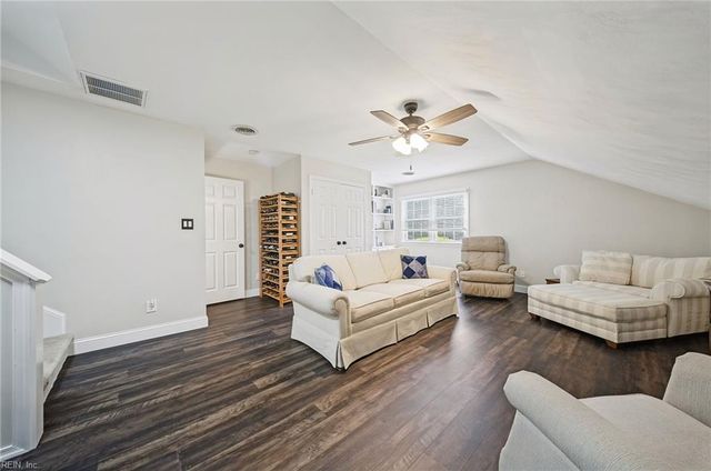 1248 Alanton DR, Virginia Beach, VA 23454