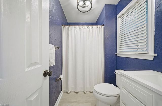 1248 Alanton DR, Virginia Beach, VA 23454