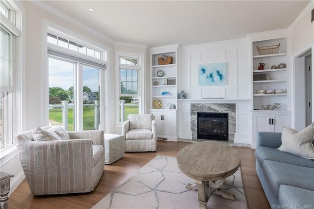 156 Kelsey Place, Madison, CT 06443