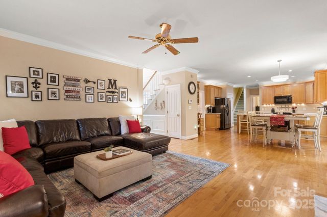 4389 Enchantment Cove Lane, Charlotte, NC 28216