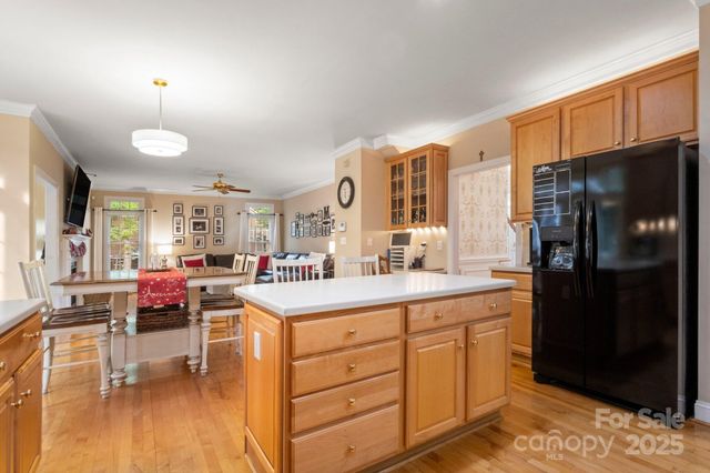 4389 Enchantment Cove Lane, Charlotte, NC 28216