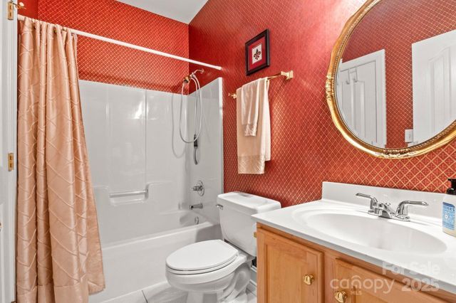 4389 Enchantment Cove Lane, Charlotte, NC 28216