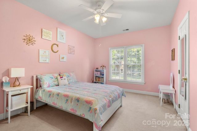 4389 Enchantment Cove Lane, Charlotte, NC 28216