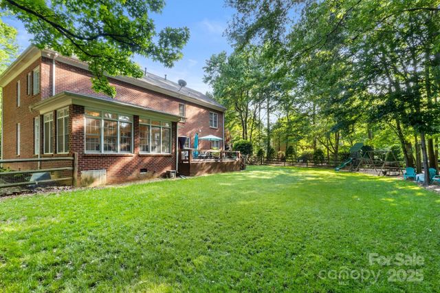 4389 Enchantment Cove Lane, Charlotte, NC 28216