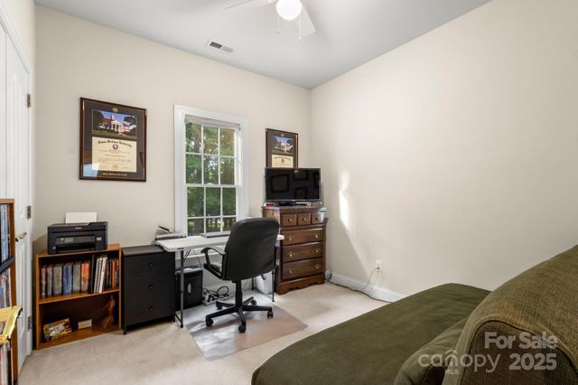 4389 Enchantment Cove Lane, Charlotte, NC 28216