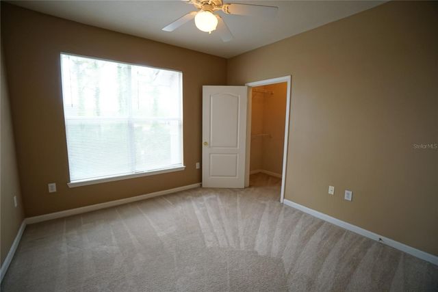 18004 VILLA CREEK DRIVE, Tampa, FL 33647