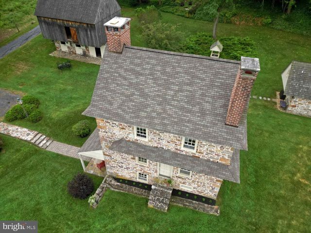 784 COFFEE RUN RD, Reedsville, PA 17084