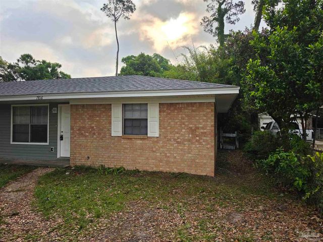 7816 Sabra Dr, Pensacola, FL 32514
