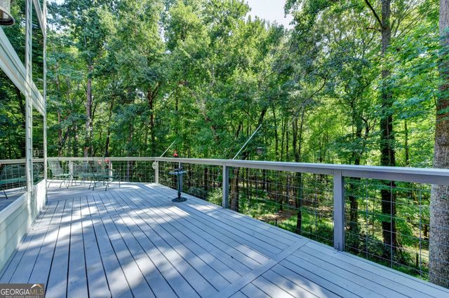 6173 Pine Circle, Flowery Branch, GA 30542
