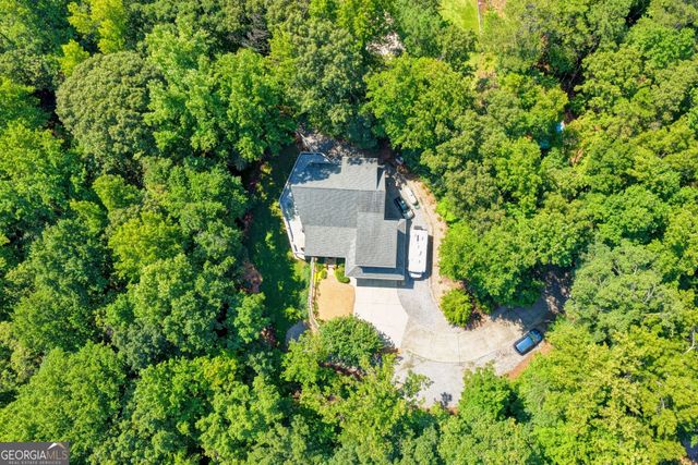 6173 Pine Circle, Flowery Branch, GA 30542