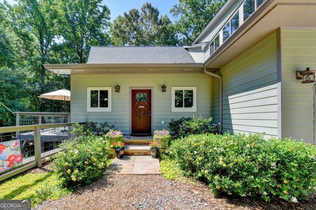 6173 Pine Circle, Flowery Branch, GA 30542