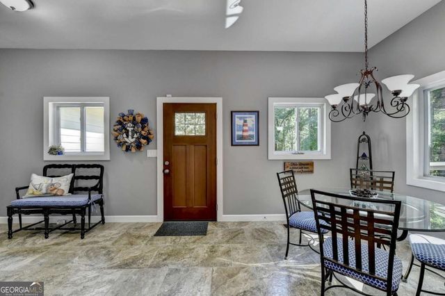 6173 Pine Circle, Flowery Branch, GA 30542