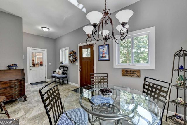 6173 Pine Circle, Flowery Branch, GA 30542