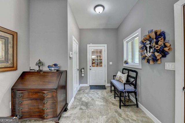 6173 Pine Circle, Flowery Branch, GA 30542