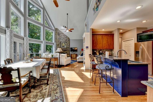 6173 Pine Circle, Flowery Branch, GA 30542