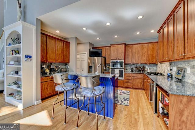 6173 Pine Circle, Flowery Branch, GA 30542