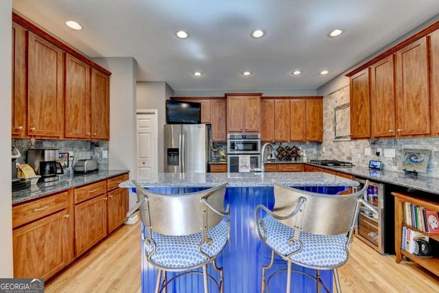 6173 Pine Circle, Flowery Branch, GA 30542