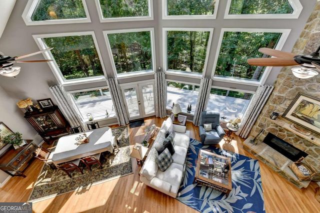 6173 Pine Circle, Flowery Branch, GA 30542