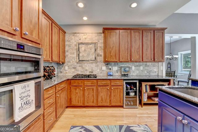6173 Pine Circle, Flowery Branch, GA 30542