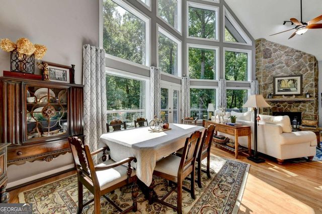 6173 Pine Circle, Flowery Branch, GA 30542
