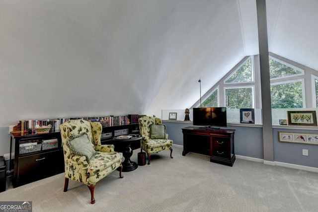 6173 Pine Circle, Flowery Branch, GA 30542