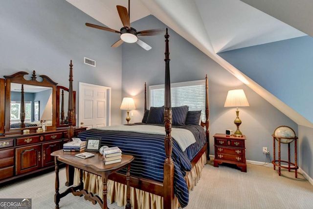 6173 Pine Circle, Flowery Branch, GA 30542