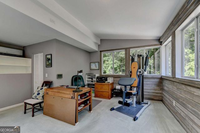 6173 Pine Circle, Flowery Branch, GA 30542