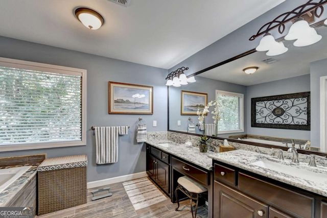 6173 Pine Circle, Flowery Branch, GA 30542