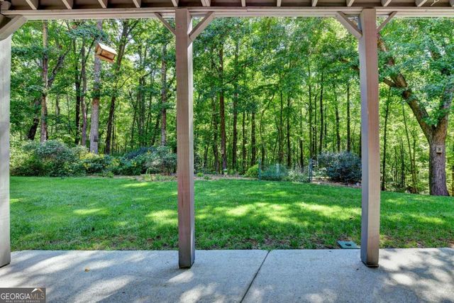 6173 Pine Circle, Flowery Branch, GA 30542
