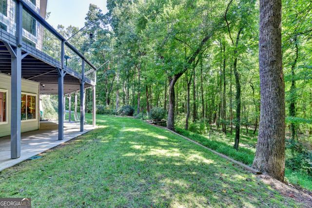 6173 Pine Circle, Flowery Branch, GA 30542