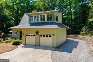 6173 Pine Circle, Flowery Branch, GA 30542