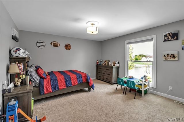 8154 Golden Oak Circle, Clarence, NY 14221