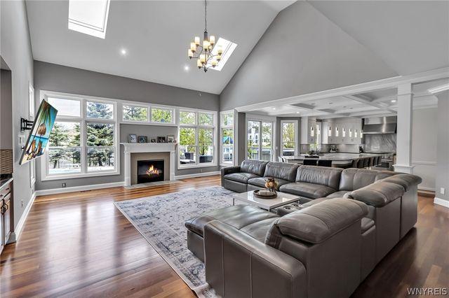 8154 Golden Oak Circle, Clarence, NY 14221