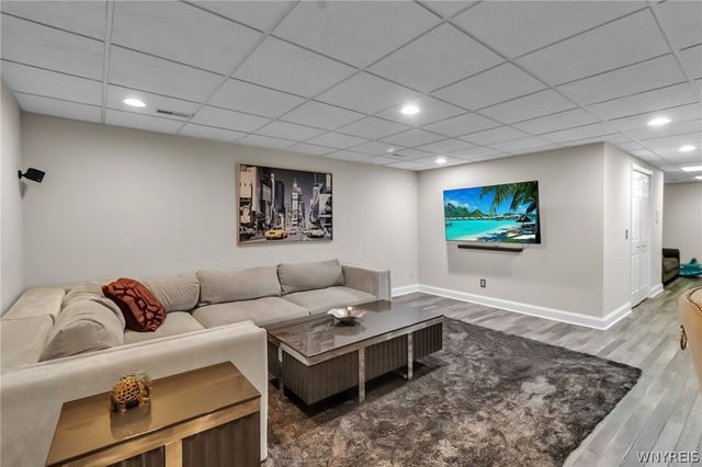 8154 Golden Oak Circle, Clarence, NY 14221