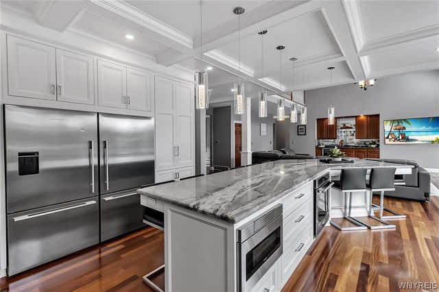 8154 Golden Oak Circle, Clarence, NY 14221