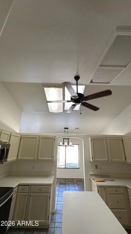 86 W CALLE DE CABALLOS --, Tempe, AZ 85284